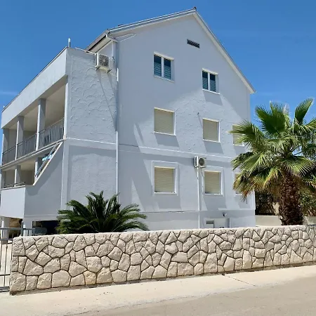 Apartments Janko Pakostane Exterior photo